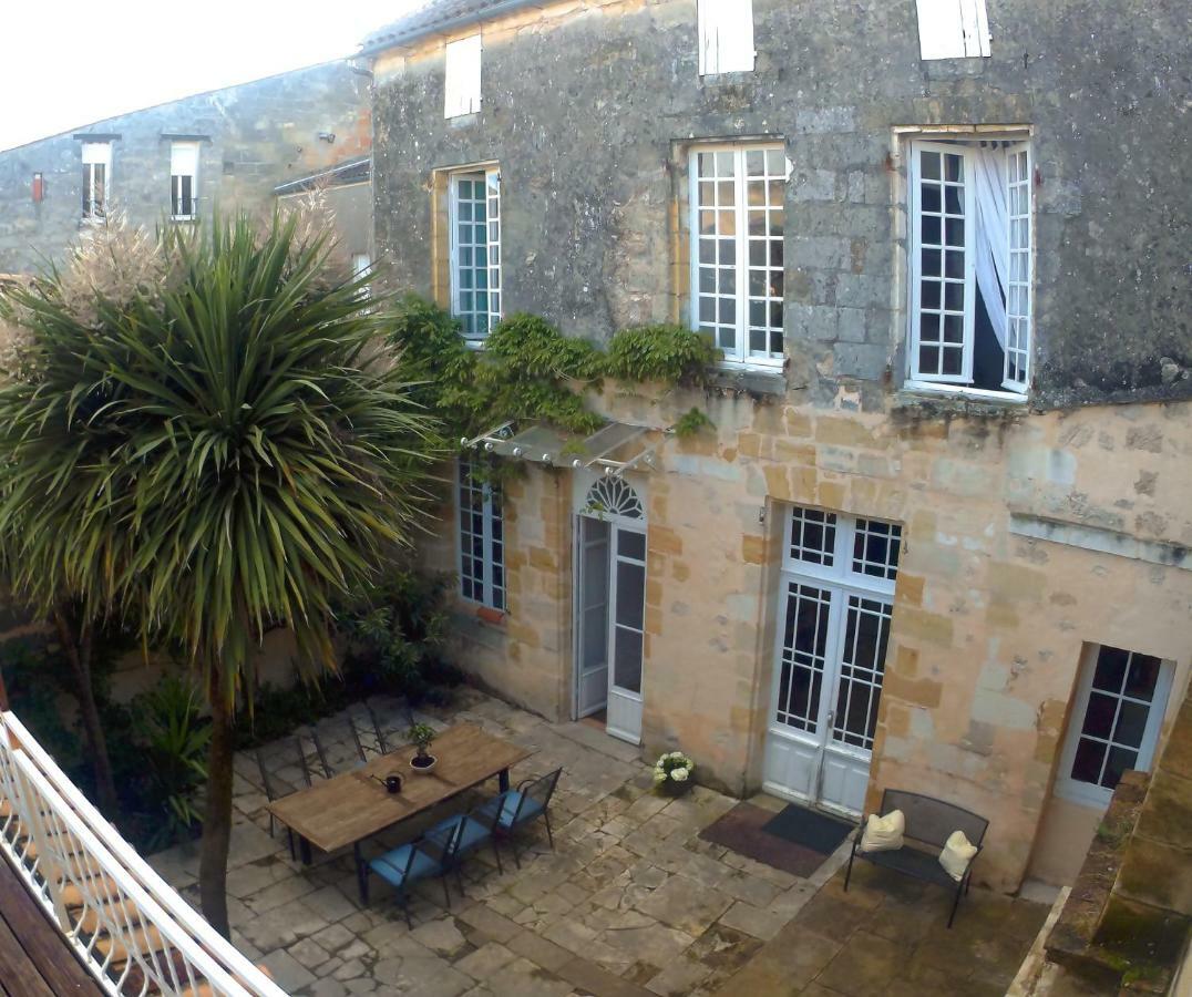 Maison De Maitre Elegia Castillon-la-Bataille Exterior photo